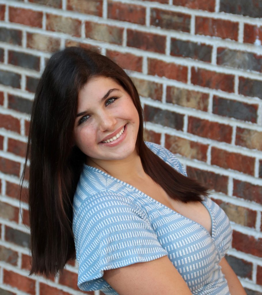 Mahriana Merkel, 2022 Dr. Backer Scholarship recipient